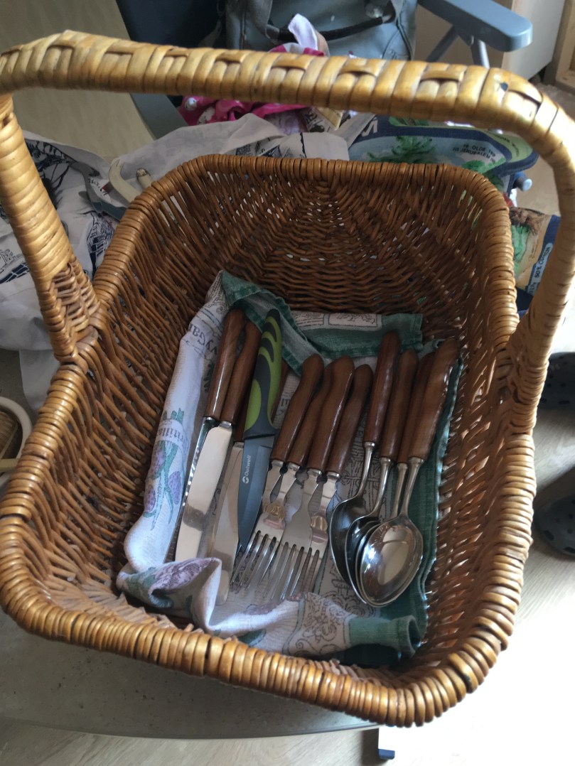 3CFDC2CE-57A7-4552-93A5-78198F9E6BA8