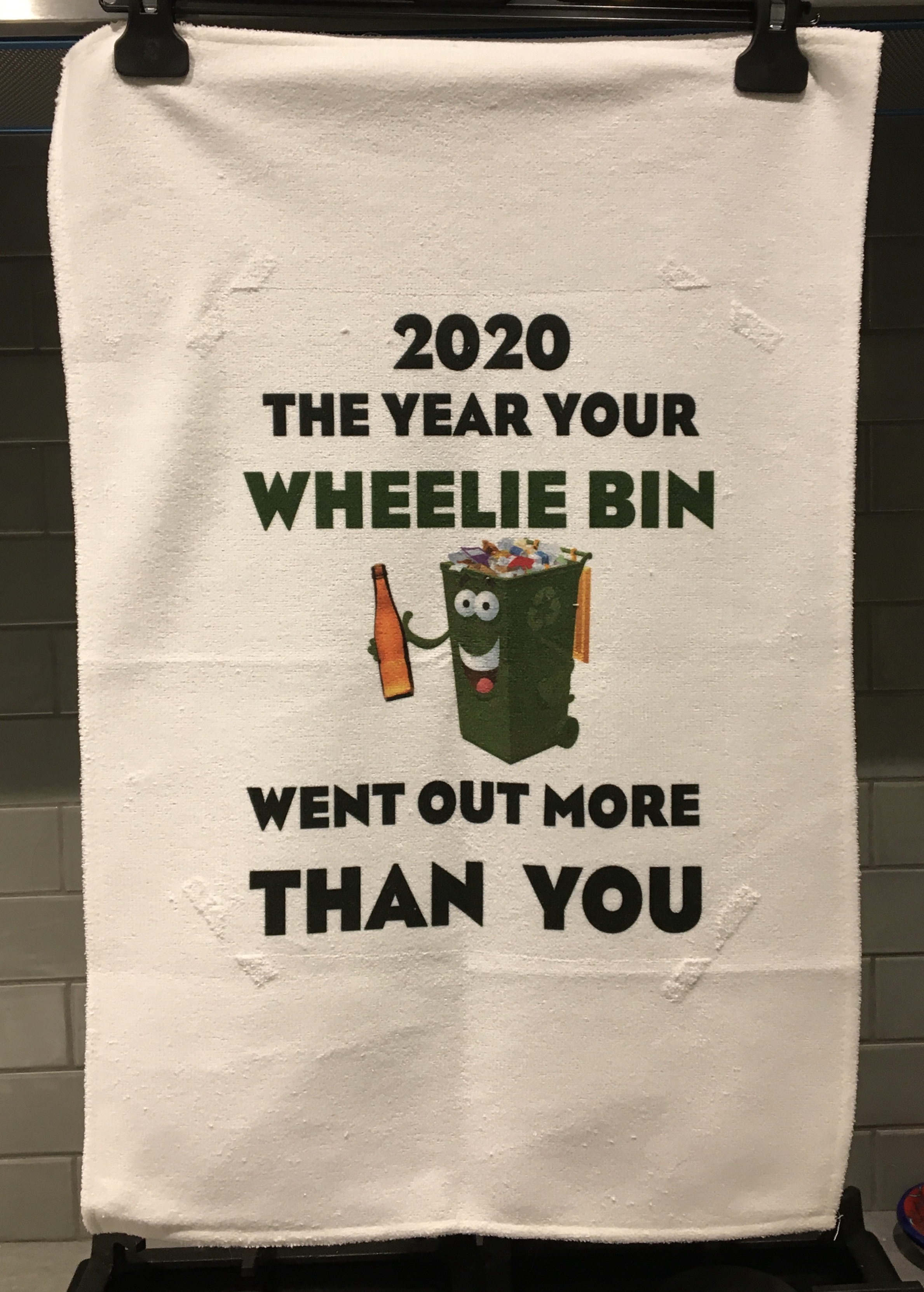 E2B86BB2-57EB-49D6-9B7B-1844742C9D6D